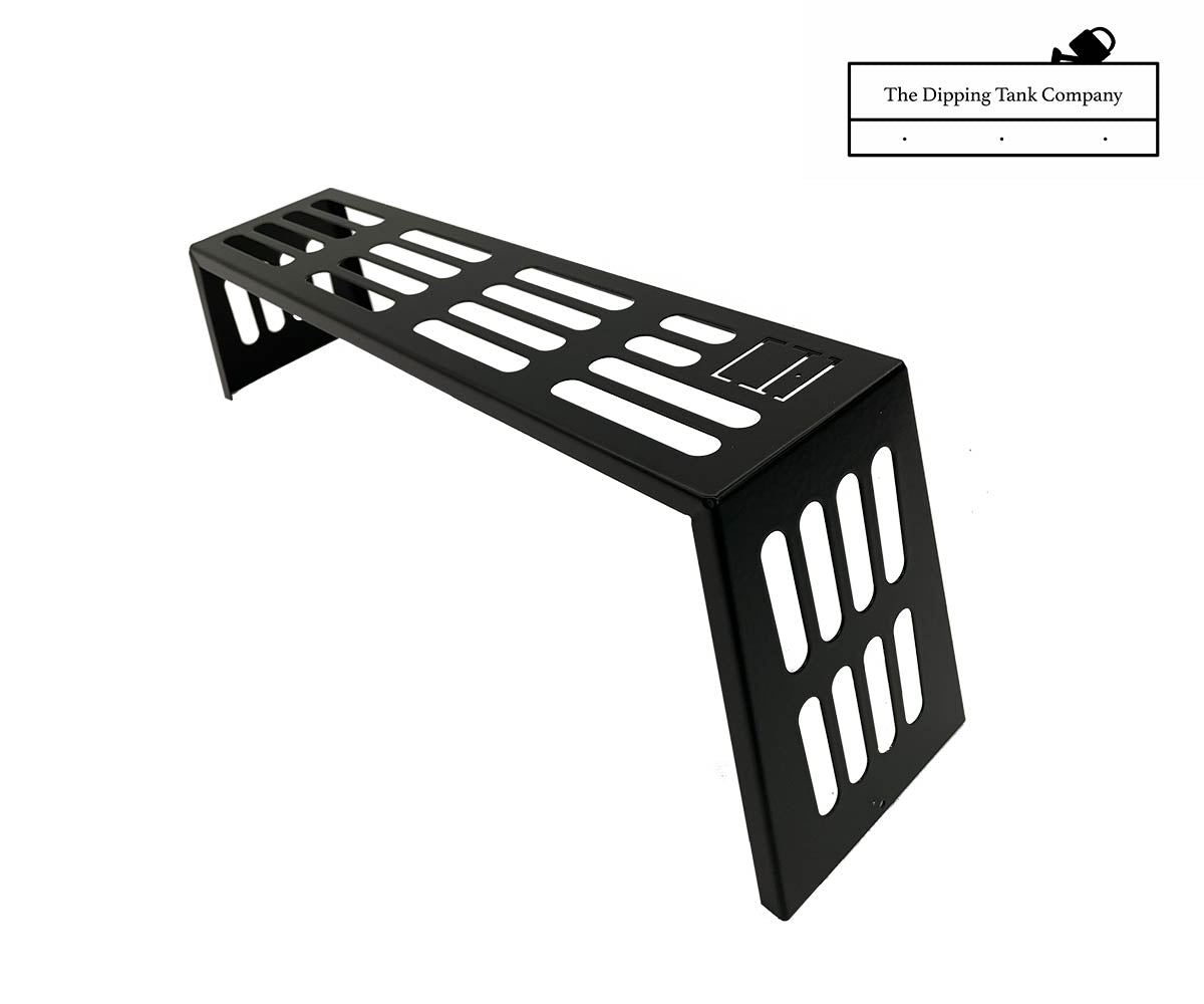 small shelf for aquatic plants to go in dipping tanks