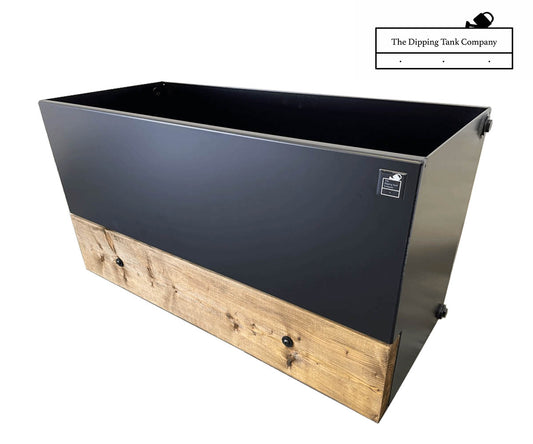 garden dipping tank 1 metre wide  - front right corner